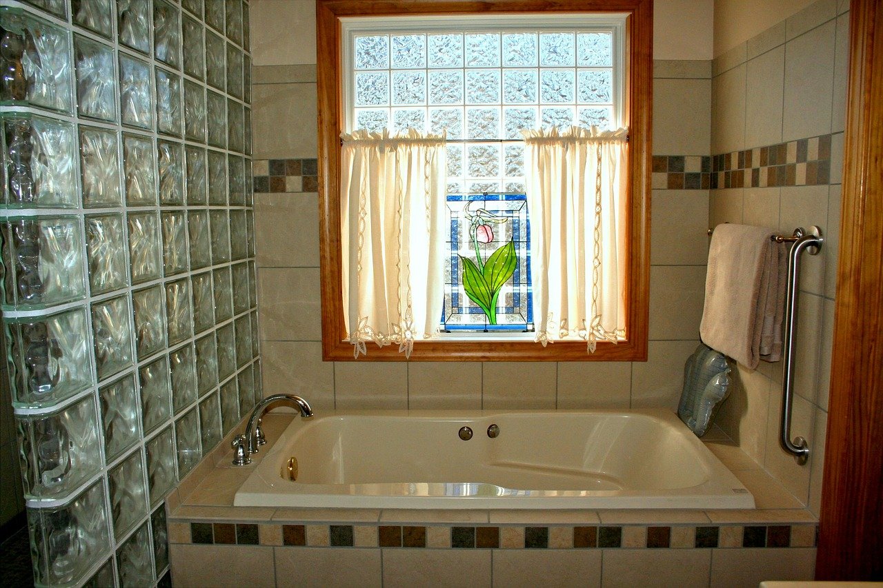 bathtub-54587_1280